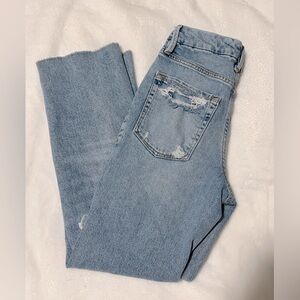 Good American Jeans Good Boy straight crop distressed with Raw Hem size 0/25